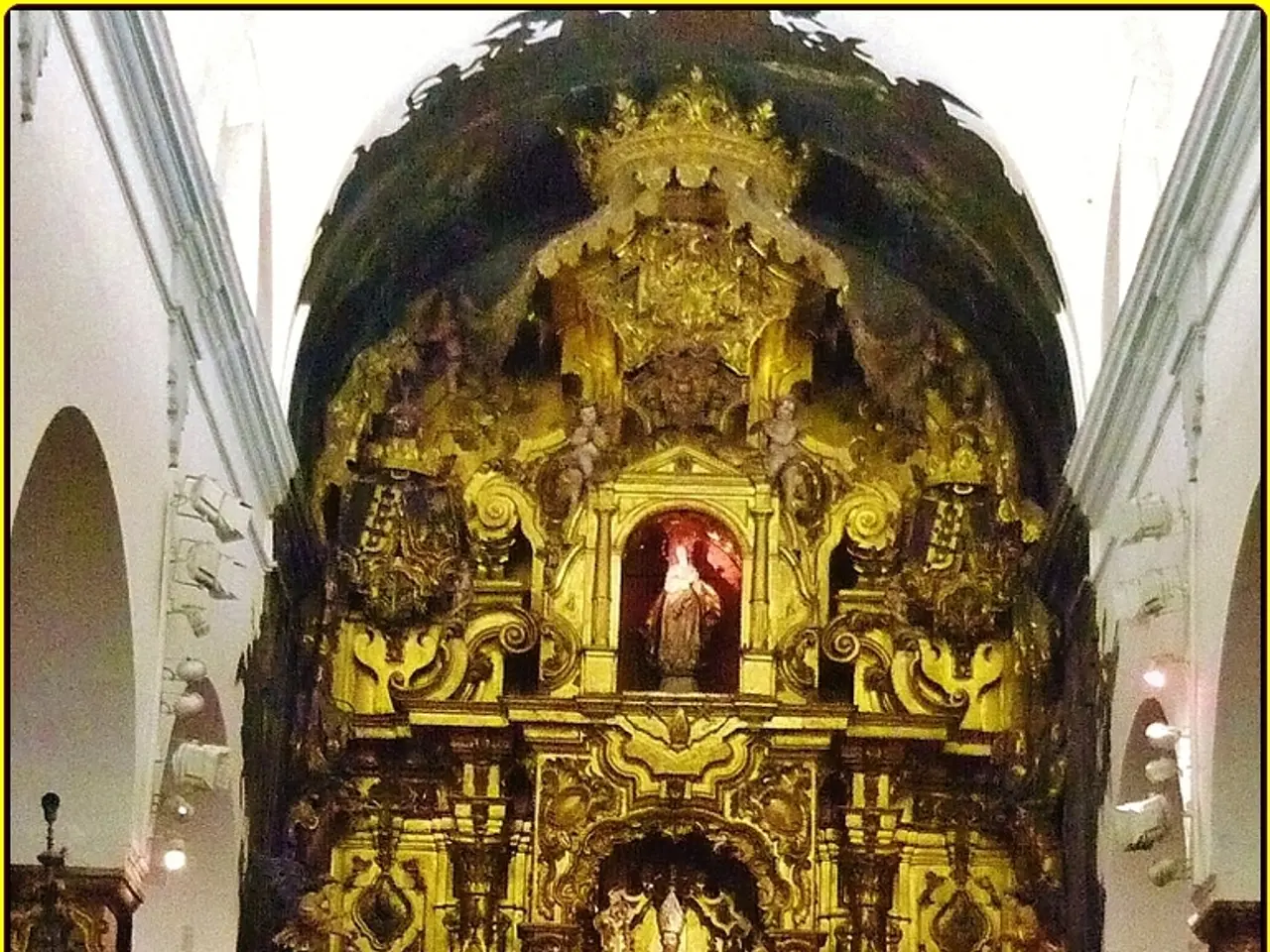 Transform your living space with these 14 artisanal home decor accents: