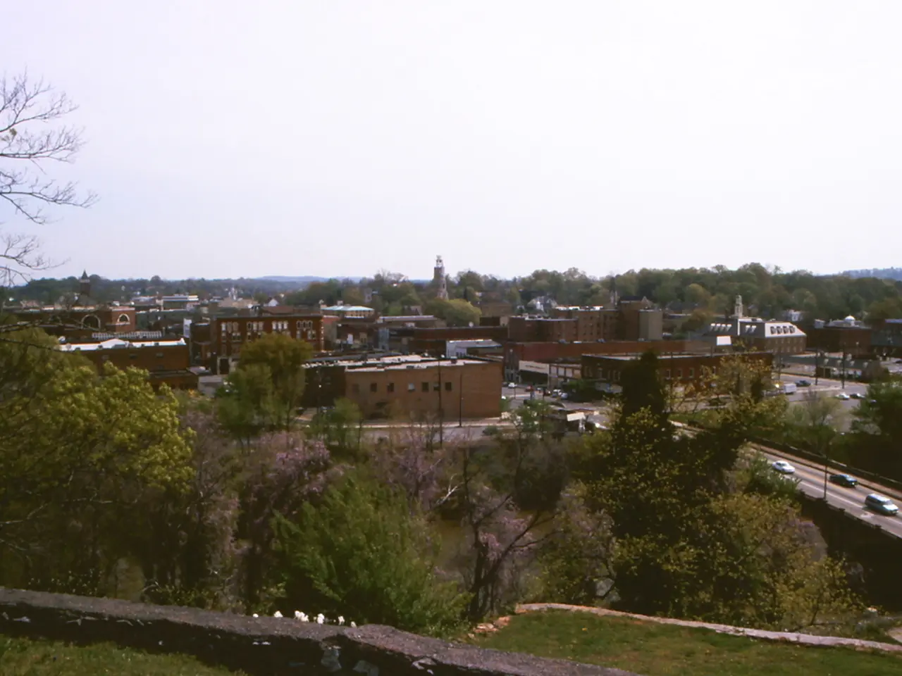 Expansion of Greenery in Toledan Neighborhood La Legua: 60 New Trees Post Changes to 'Cigarrales de...