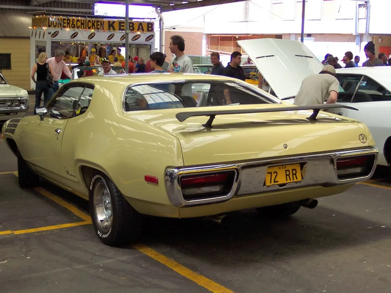 Navigating Solingen's streets aboard the iconic O-Bus historic journey