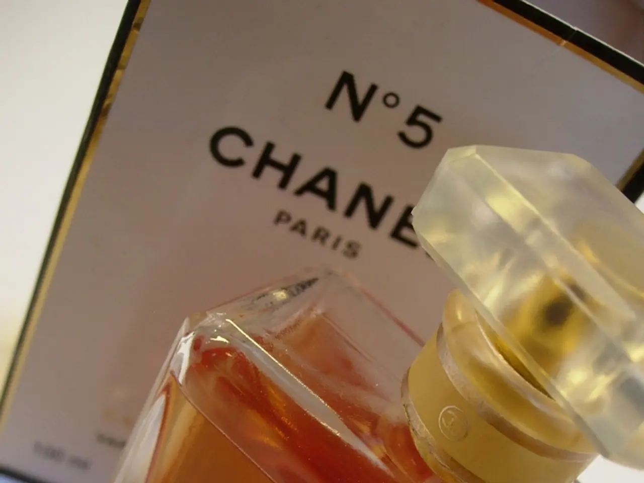 Latest Collections of Men's Colognes: Featuring Fragrances from Diptyque and Tom Ford