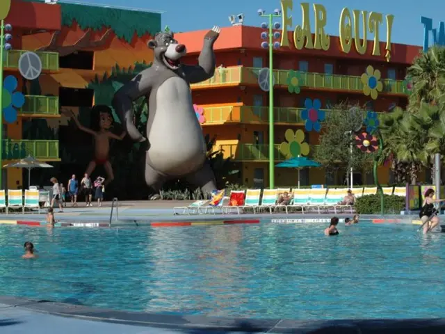 Enjoyable Inflatable Pools and Water Sprinklers to Beat the Heat this Summer