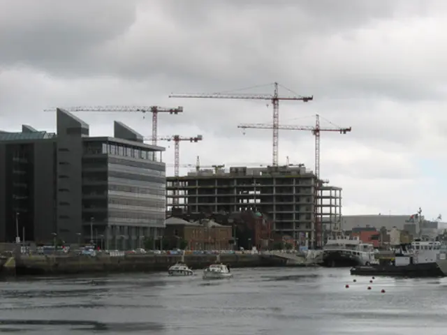 European metropolis, Paris, witnesses mass river immersion: a common practice in urban centers...