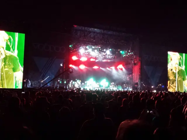 Conclusion of Tollwood Summer Festival.