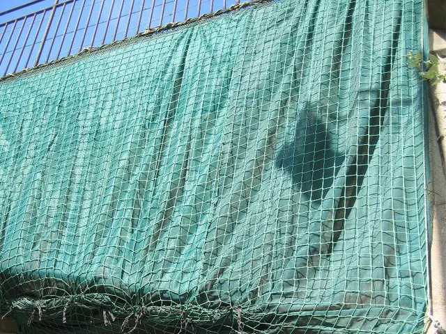 Twenty-four creative ideas for enhancing outdoor living spaces through the use of white privacy...