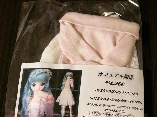 Summer fashion shining bright: Hannah Waddingham's stylish Rixo polka dot ensemble provides an...