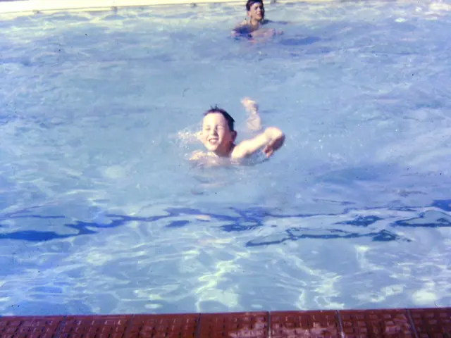 Family is required to submit passports for family identification card procedure