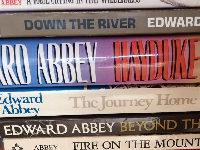 Investigate fresh perspectives on the South Sea Bubble through ECCO III's groundbreaking research