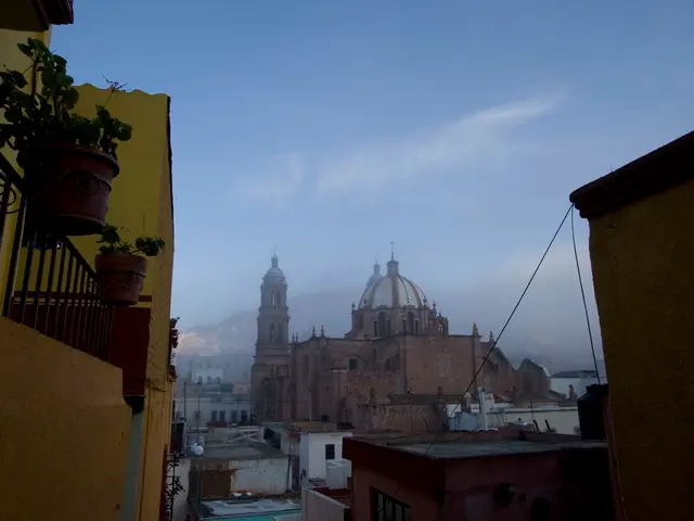 Expanded Horizons: Escaping the Mob, Soaring Above the Commonplace of Terra Grande