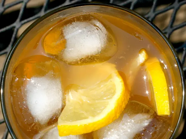 Effective Home Cures for Aching Throats