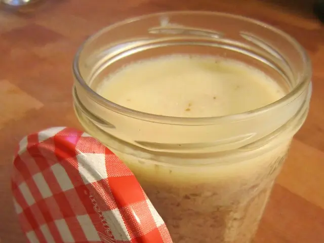 Techniques for Unsticking a Stubborn Jar Cap