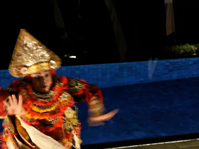 Discover the Nathan Sports Hydration Vest, a runner's essential item I wholeheartedly endorse....