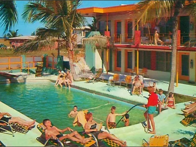 Public Pools Found in Brühl Town